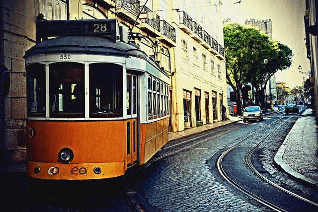 Tram 28 lisbon