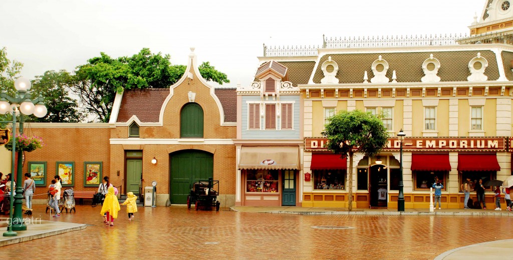 the streets inside Hong Kong Disneyland