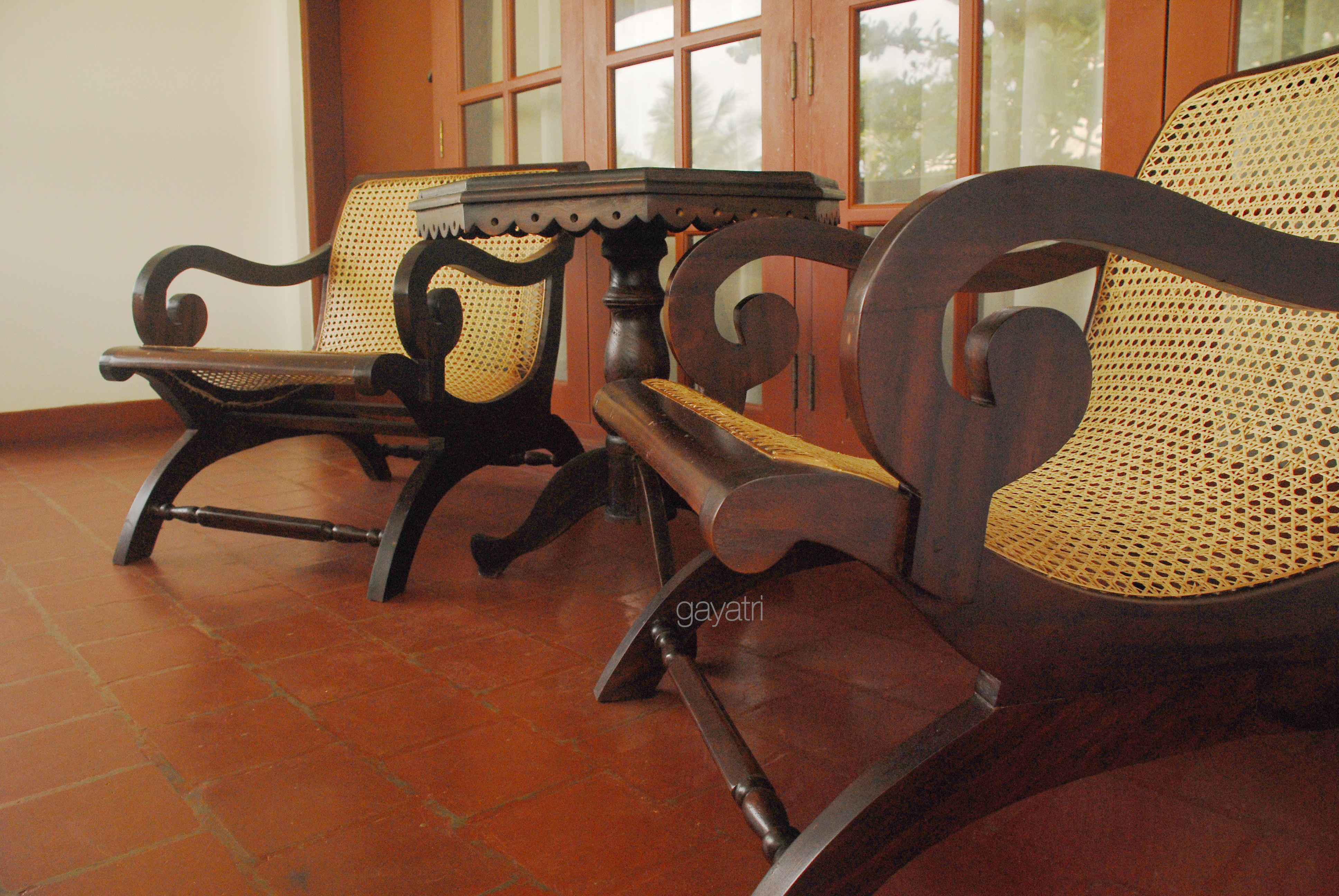 Furnitures in teak wood