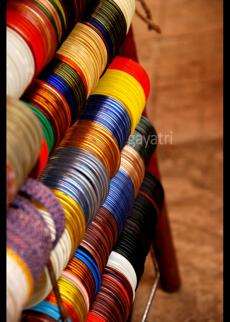 Bangle Display - Colaba Causeway mumbai