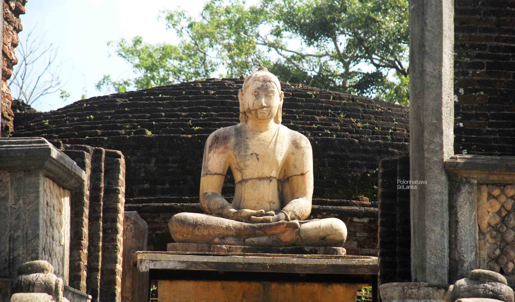 Ruins- polonnaruwa