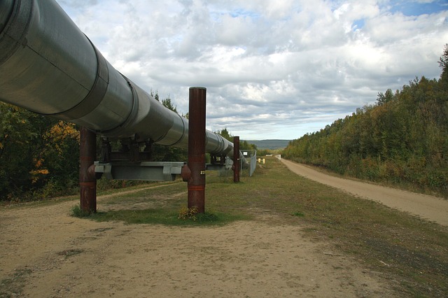 Alaska oil pipeline