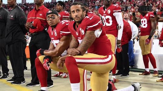 colin-kaepernick-anthem