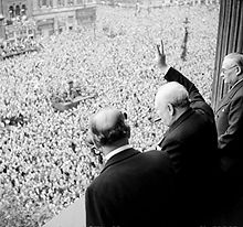 Churchill Waving to the crowd what is war
