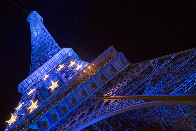 Eiffel Tower EU night illumination