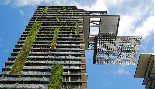 640px-Hanging_gardens_of_One_Central_Park,_Sydney